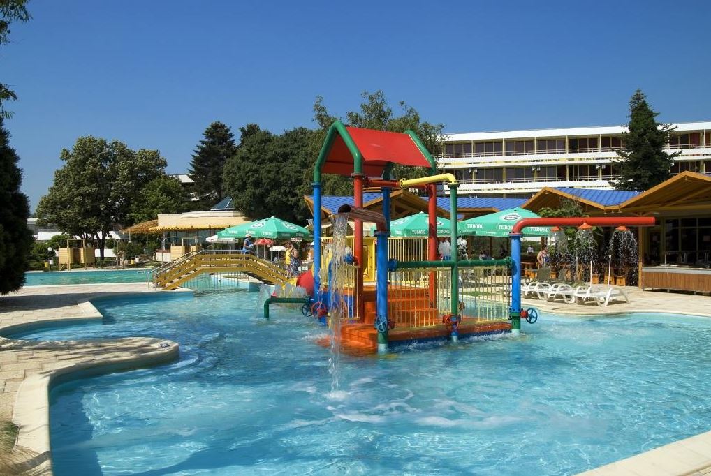 Club Dobrotiza Beach