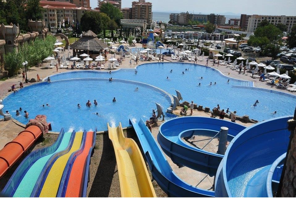 Elenite Holiday Village