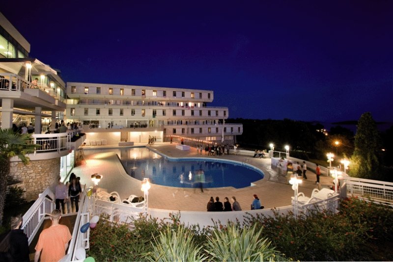 HOTEL DELFIN