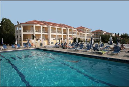 Village Inn studios & family apartments
