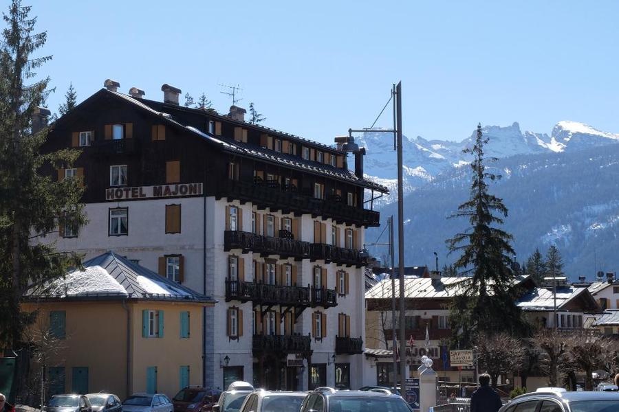 Hotel MAJONI
